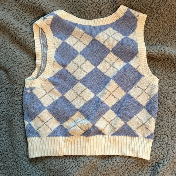 Hollister Sweater Vest - Picture 2 of 3